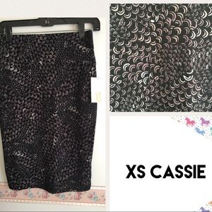 LuLaRoe Cassie Skirt